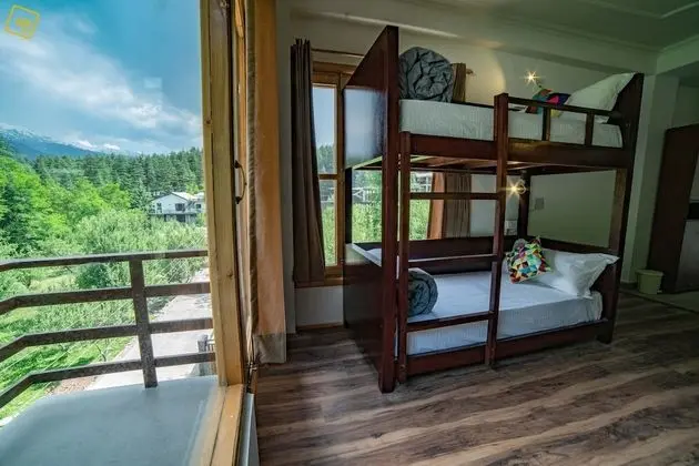 Ortak Ranzalı Oda, Sadece kadınlar için