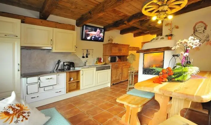 Traditional Apart Daire, 2 Yatak Odası, Teras, Dağ Manzaralı (excl 130 EUR cleaning fee)