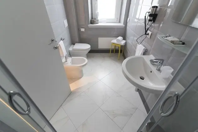 Classic Tek Büyük Yataklı Oda