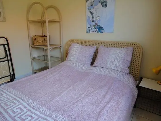 Comfort Apart Daire, 1 Büyük (Queen) Boy Yatak, Mutfak, Bahçe Manzaralı