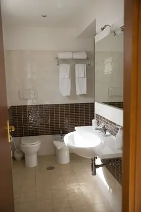 İki Ayrı Yataklı Oda, 2 Tek Kişilik Yatak