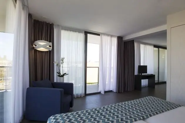 Premium Oda (3 Adults)