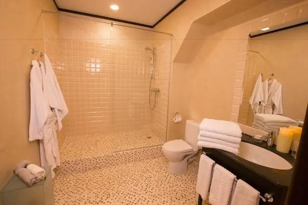 Junior Suite with two single beds