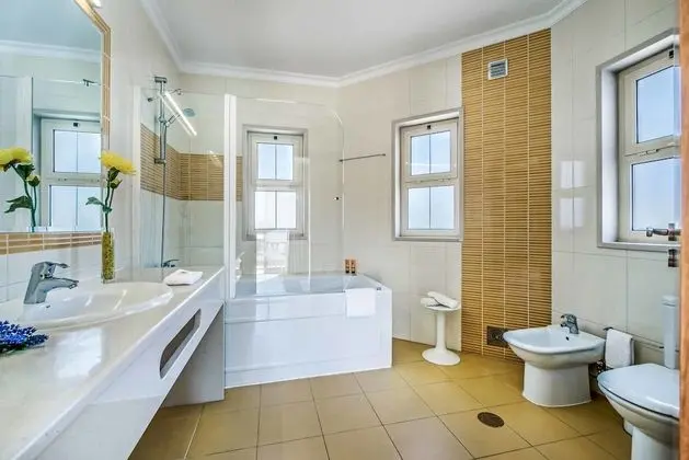 Villa, 4 Yatak Odası, Kişiye Özel Havuzlu