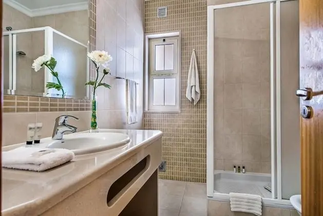 Villa, 4 Yatak Odası, Kişiye Özel Havuzlu