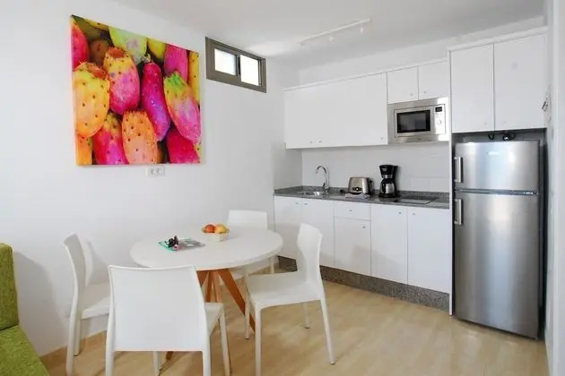 Deluxe Tek Büyük Yataklı Oda, Balkon, Deniz Manzaralı