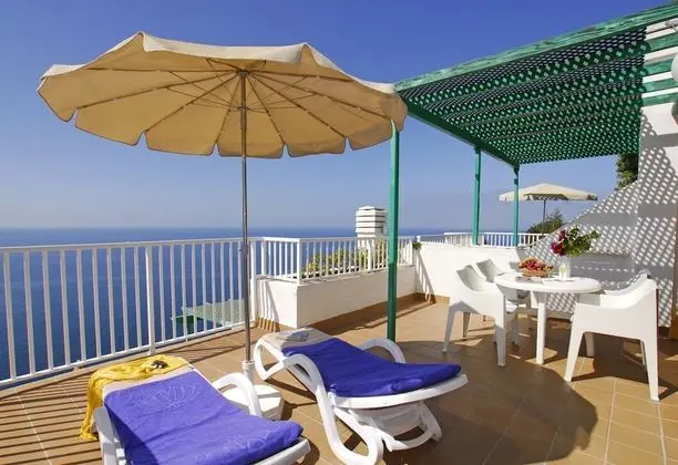 Superior Tek Büyük Yataklı Oda, Balkon, Deniz Manzaralı