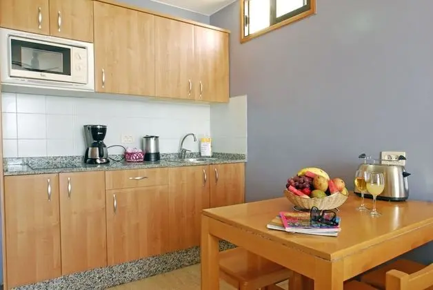 Superior Tek Büyük Yataklı Oda, Balkon, Deniz Manzaralı