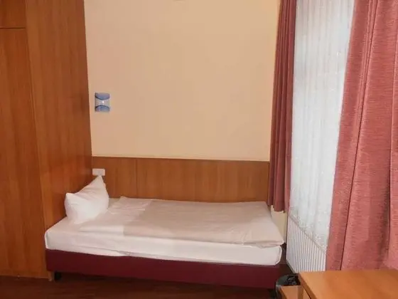Tek Kişilik Oda