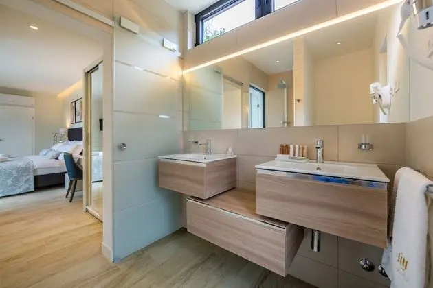 Villa, 4 Yatak Odası, Deniz Manzaralı
