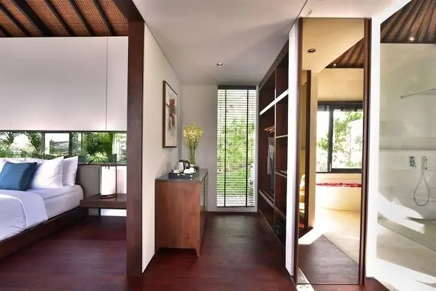Luxury Tek Büyük Yataklı Oda