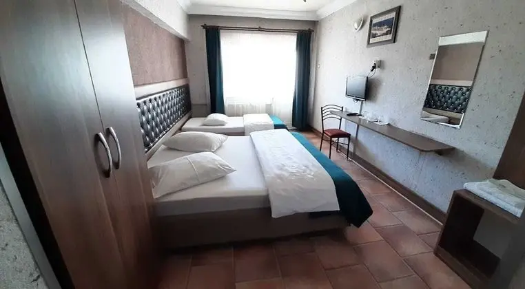 Standard Üç Kişilik Oda
