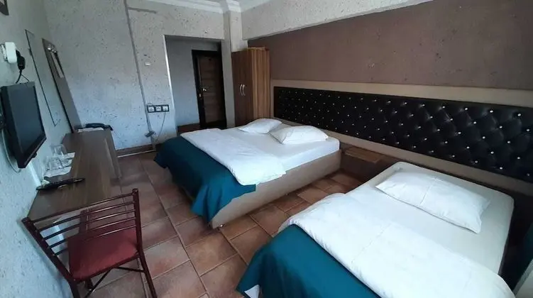 Standard Üç Kişilik Oda