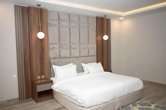 Deluxe Stüdyo Süit