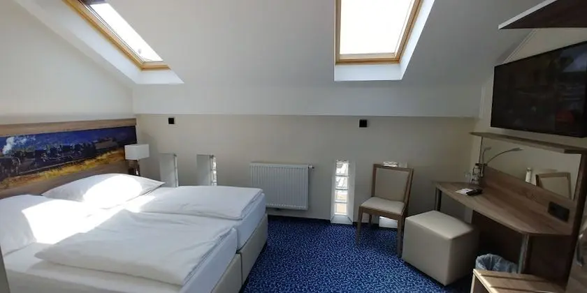 Standard Tek Büyük Yataklı Oda