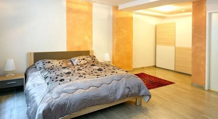 Standard Tek Büyük Yataklı Oda