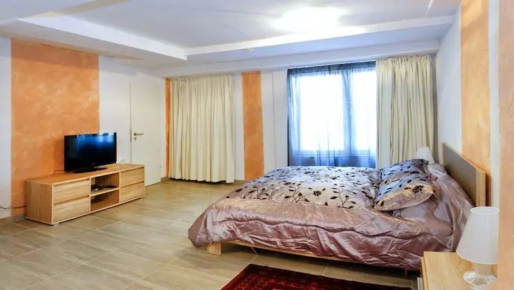 Standard Tek Büyük Yataklı Oda