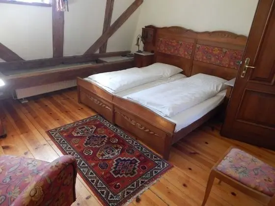 Tek Büyük Yataklı Oda