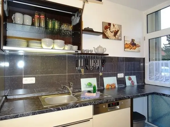 Apart Daire, 2 Yatak Odası, Sigara İçilmez, Avlu Manzaralı