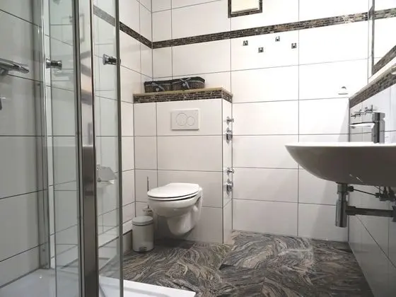Apart Daire, 2 Yatak Odası, Sigara İçilmez, Avlu Manzaralı