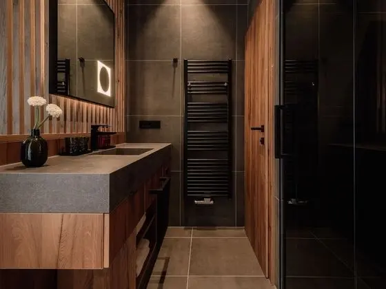 Basic Tek Büyük Yataklı Oda