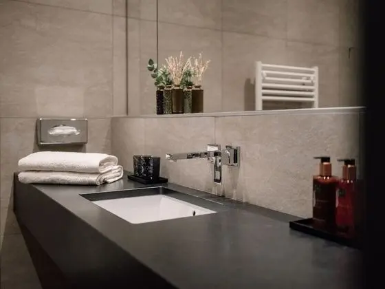 Junior Tek Büyük Yataklı Oda