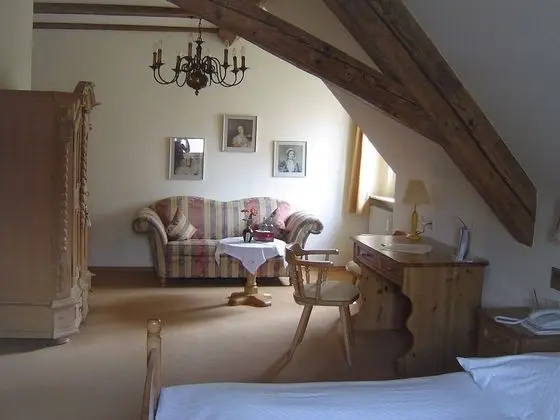 Tek Büyük Yataklı Oda