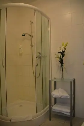 Dört Kişilik Oda, 2 Yatak Odası