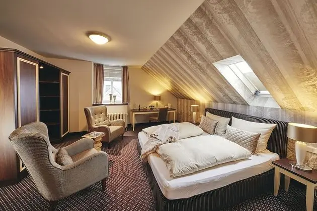 Standard Tek Büyük Yataklı Oda