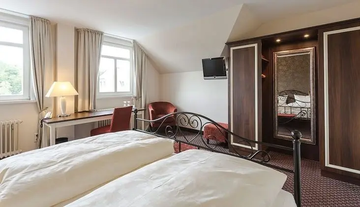 Standard Tek Büyük Yataklı Oda