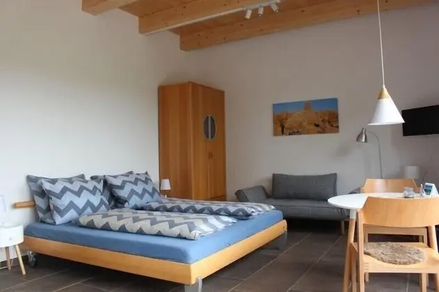 Dört Kişilik Oda, Ortak Banyo