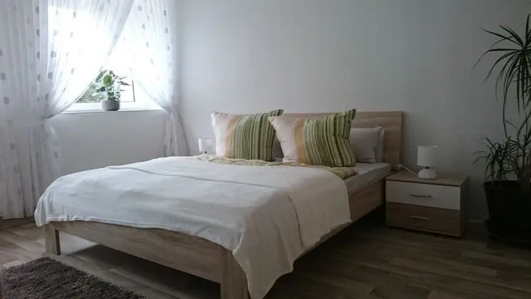 Apart Daire, Zemin Kat