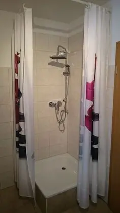 Apart Daire, Zemin Kat