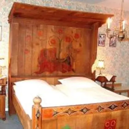 Romantic Tek Büyük Yataklı Oda