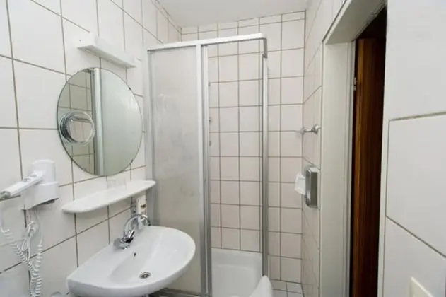 Romantic Tek Büyük Yataklı Oda