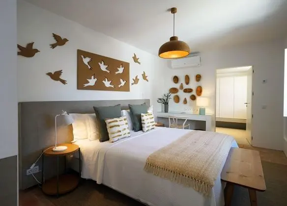 Classic Tek Büyük veya İki Ayrı Yataklı Oda