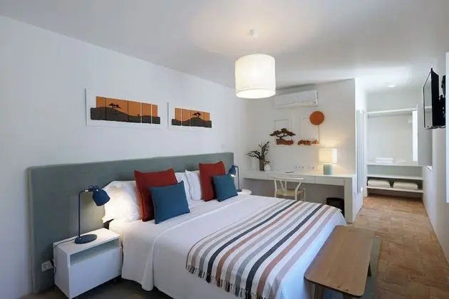 Classic Tek Büyük veya İki Ayrı Yataklı Oda