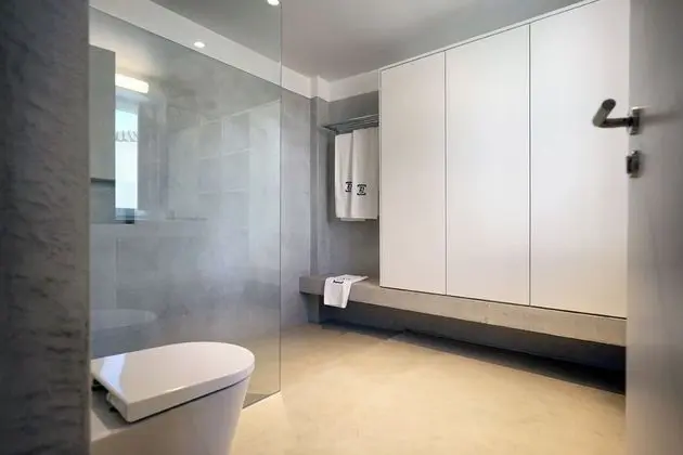 Classic Tek Büyük veya İki Ayrı Yataklı Oda