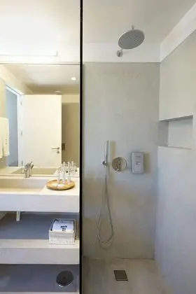 Classic Tek Büyük veya İki Ayrı Yataklı Oda