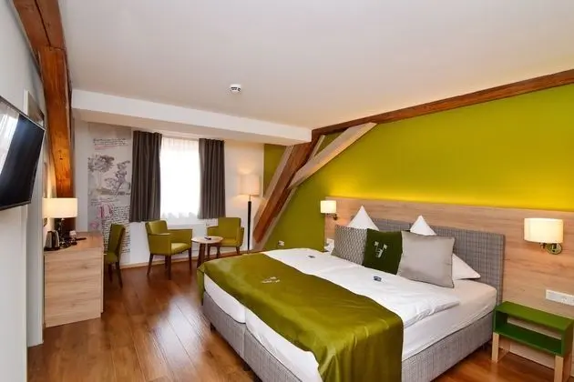 Comfort Tek Büyük Yataklı Oda
