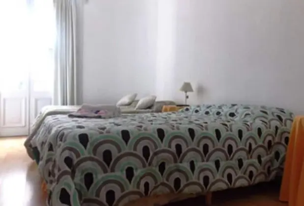 Basic Üç Kişilik Oda