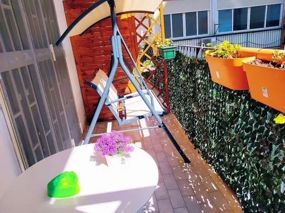 Honeymoon Tek Büyük Yataklı Oda