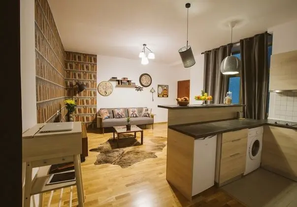 Apartment 2 Bedrooms with Kitchenette