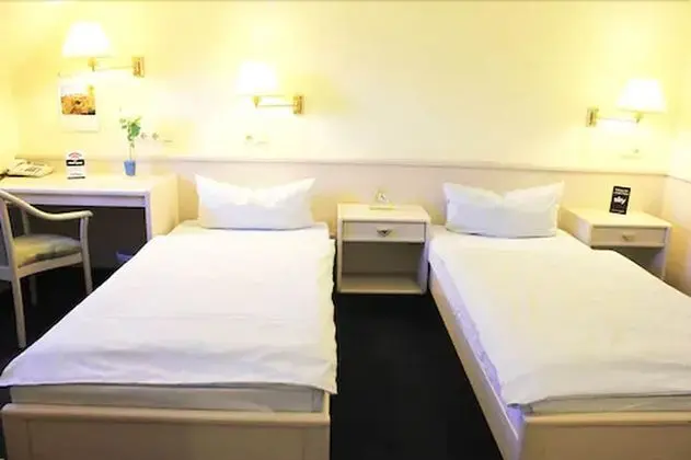 Tek Büyük Yataklı Oda, Balkon