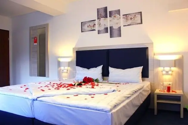 Tek Büyük Yataklı Oda, Balkon