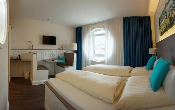 Comfort Tek Büyük Yataklı Oda