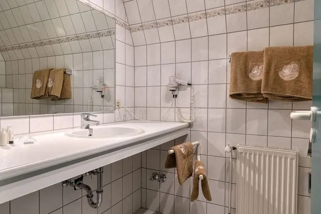 Comfort Tek Büyük Yataklı Oda