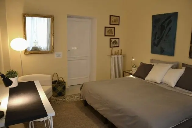 Classic Tek Büyük Yataklı Oda