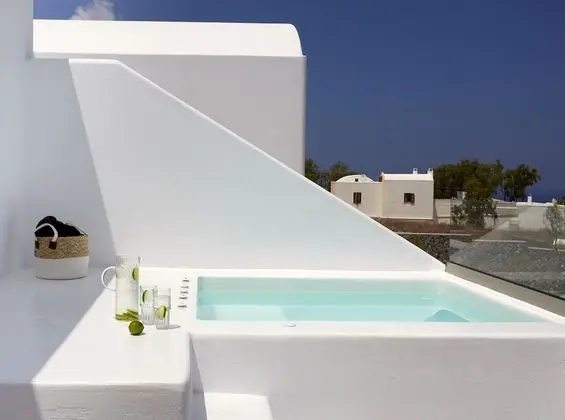 Elegant Suite, Jetted Tub