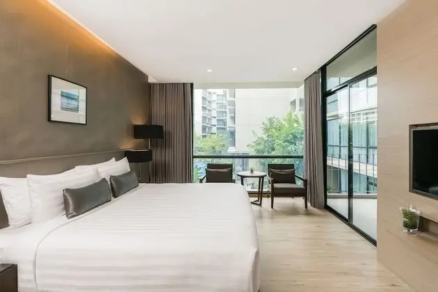 Deluxe Pool View Room with Kitchenette